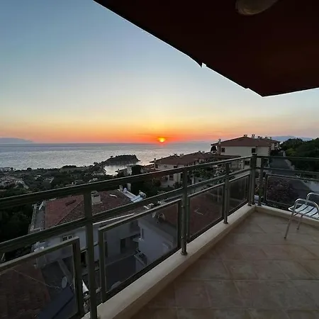 Villa 6 Oda1 Salon Muhtesem Deniz Manzarali