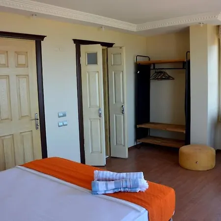 6 Oda1 Salon Muhtesem Deniz Manzarali Villa