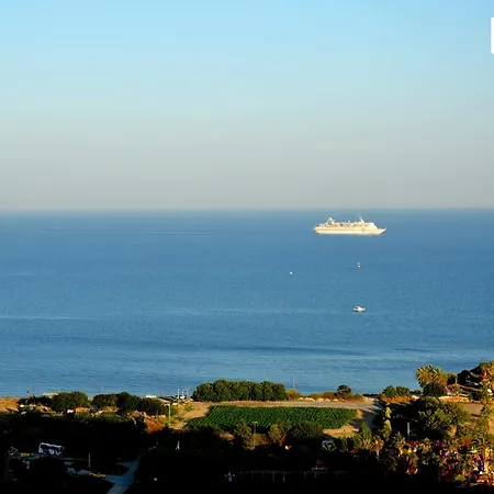 6 Oda1 Salon Muhtesem Deniz Manzarali * Kusadasi