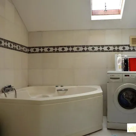 6 Oda1 Salon Muhtesem Deniz Manzarali Villa Kusadasi