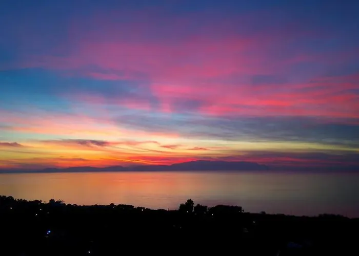 6 1 Living Magnificent Sea View Kuşadası